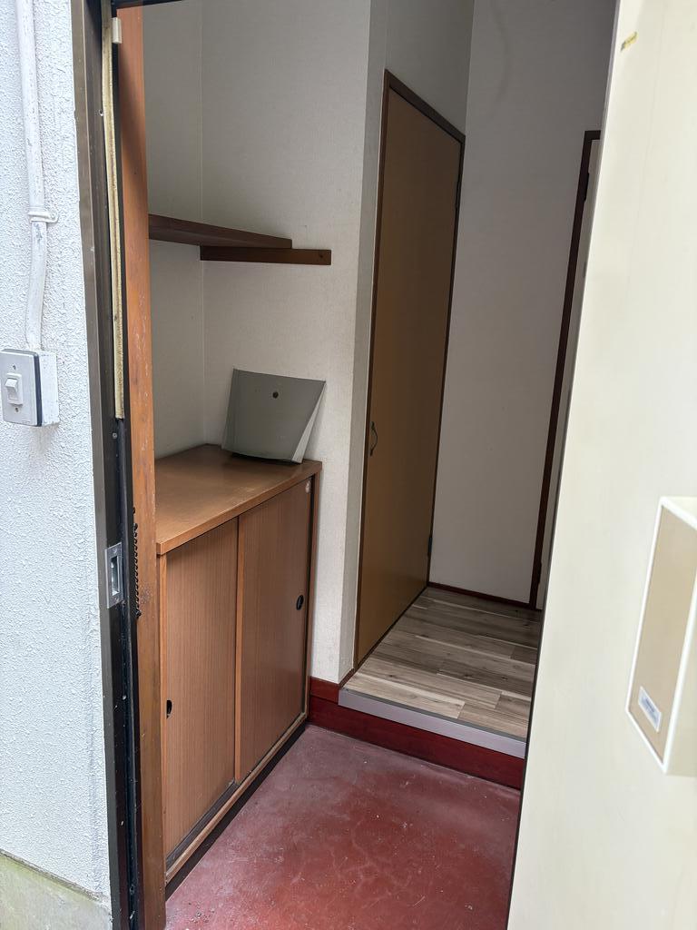 玄関　下足箱