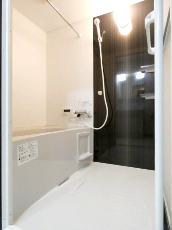 バス・シャワールーム　図面と現状に相違がある場合には現状を優先