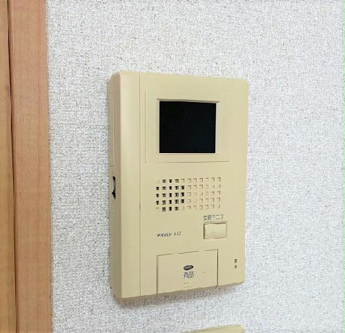 セキュリティ　モニター付きインターホン