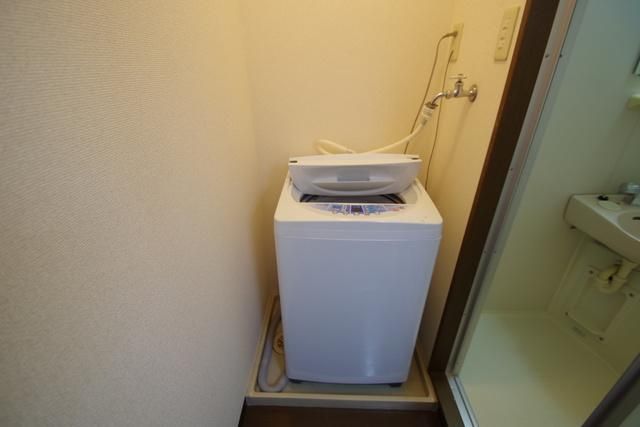 洗面設備　★洗濯機もついてます★