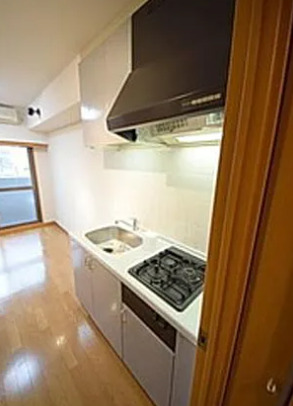 キッチン　別部屋の写真を使用しております。