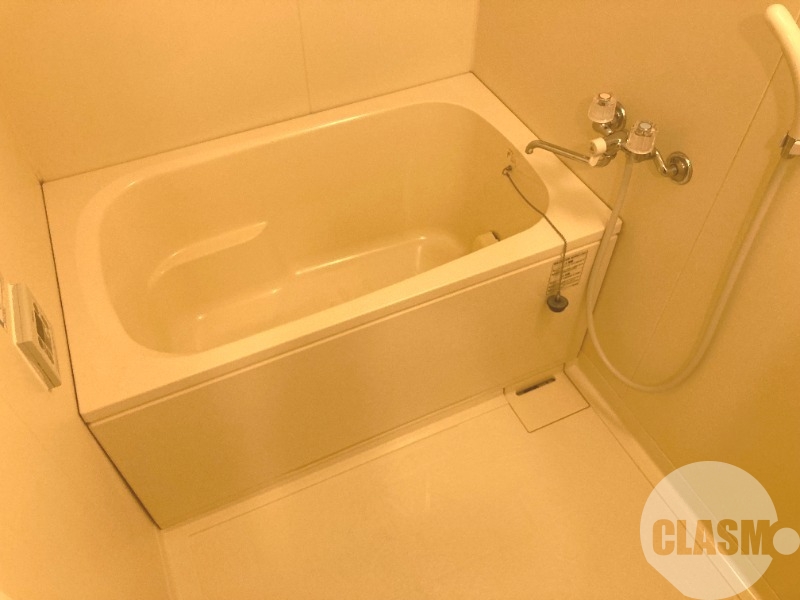 バス・シャワールーム　追い焚き機能付きバス♪