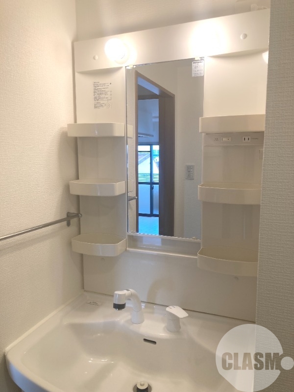 洗面設備　使いやすいシャンプードレッサー♪