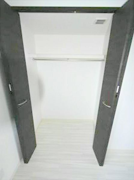 収納　ウォークインクローゼットです♪