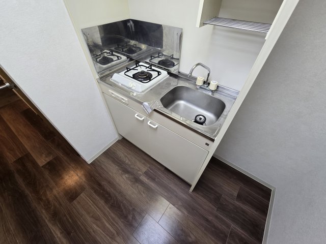 キッチン　ヴィオレット泉