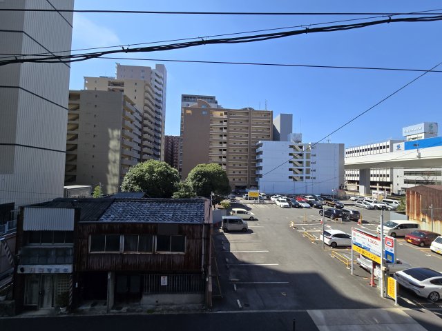 眺望　ヴィオレット泉