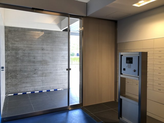 セキュリティ　同物件内別部屋の参考写真になります