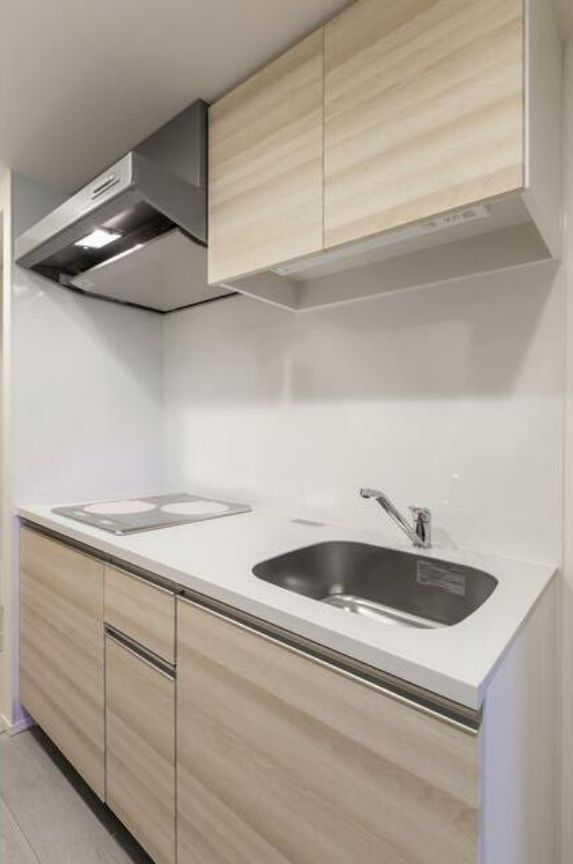 キッチン　同物件内別部屋の参考写真になります