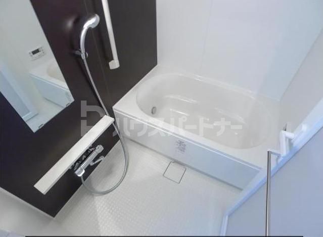 バス・シャワールーム　お風呂で日々の疲れを落としましょう