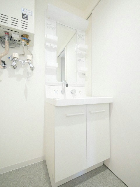 洗面設備　シャンプードレッサーです♪