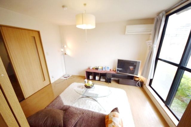 居室・リビング　～使い方次第では１ＬＤＫとしても使いやすいんです～