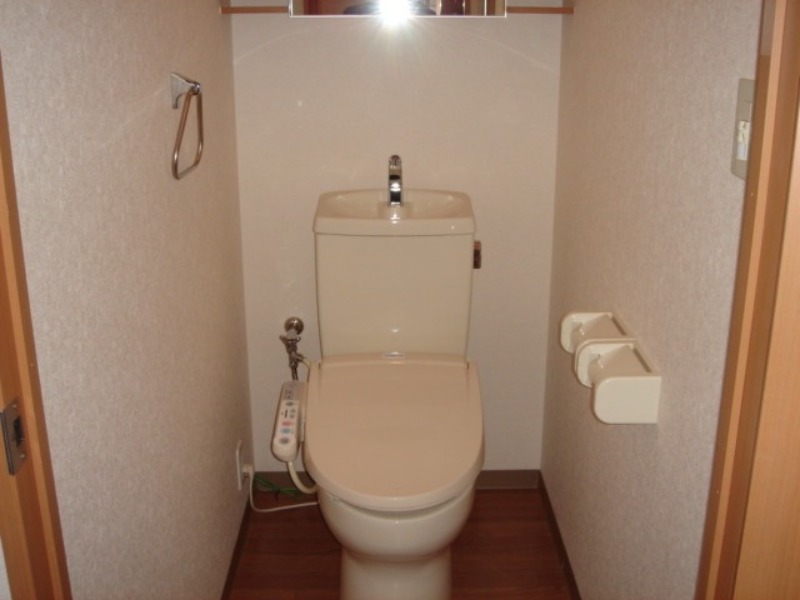 トイレ　図面と現状に相違がある場合には現状を優先