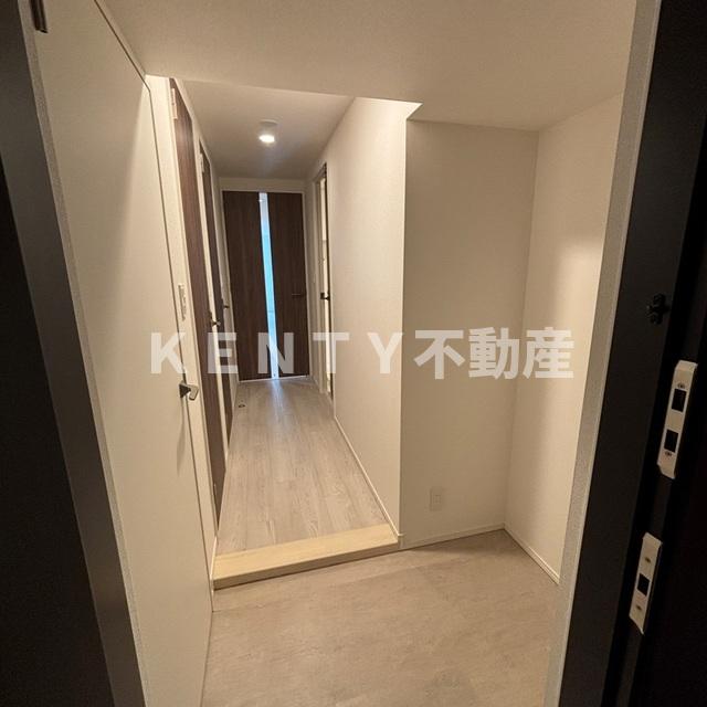 玄関　収納もある玄関です