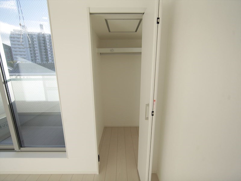 収納　クローゼット（収納充実してます）