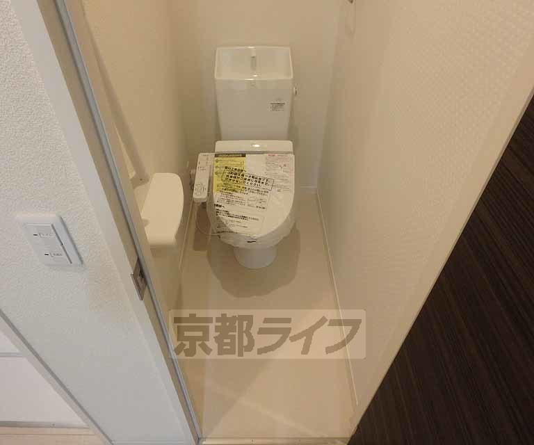 トイレ　ウォシュレット付きトイレです。