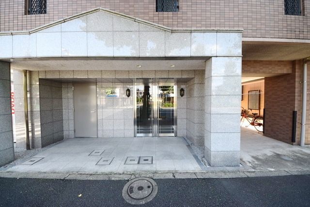 エントランス　★分譲らしいエントランス★