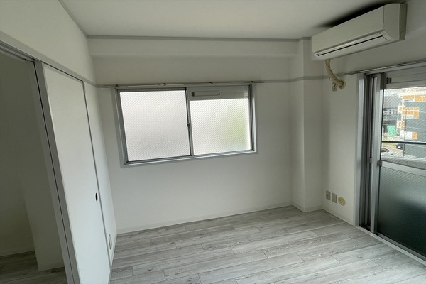 居室・リビング　☆同マンション別室の写真です☆