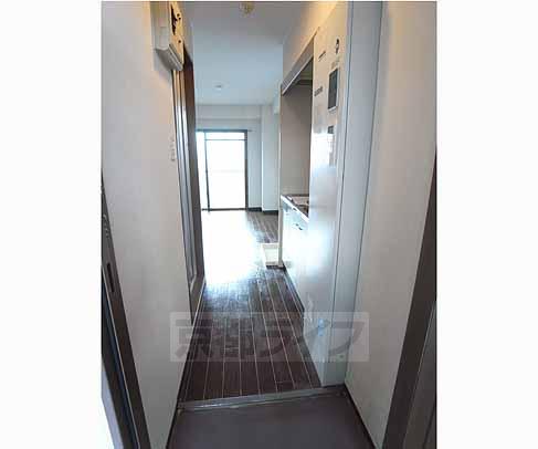 玄関　玄関です。