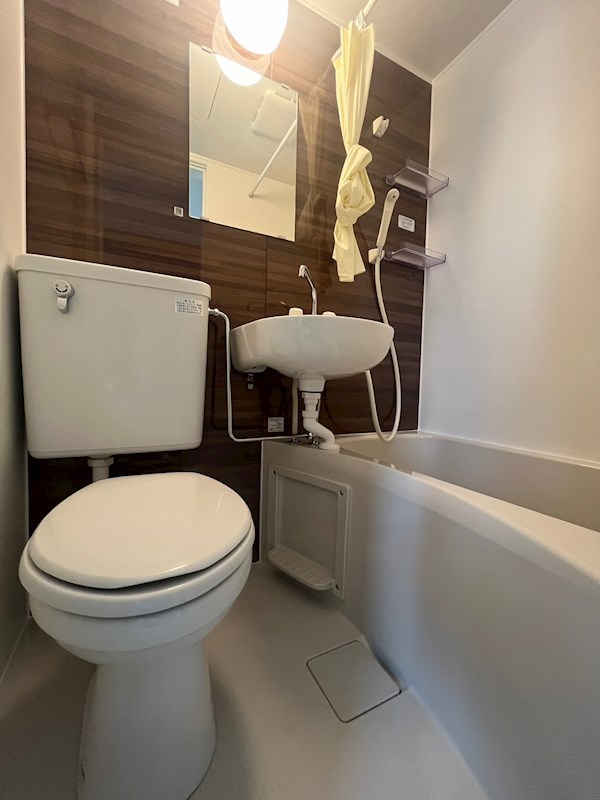 バス・シャワールーム　きれいなお風呂です