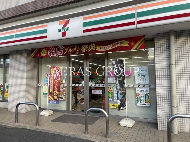 コンビニ　セブン-イレブン 大田区東六郷２丁目店（コンビニ）まで515m