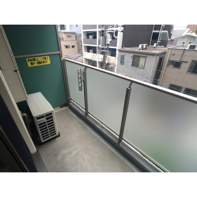 バルコニー　バルコニー