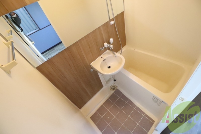 バス・シャワールーム