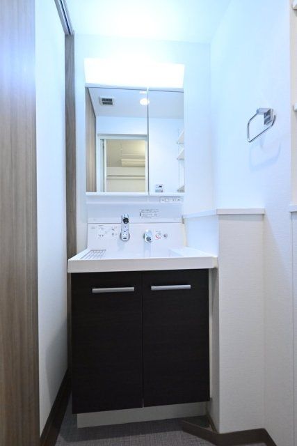 洗面設備　お部屋探しは株式会社　タウンハウジング　までお気軽にお問合…