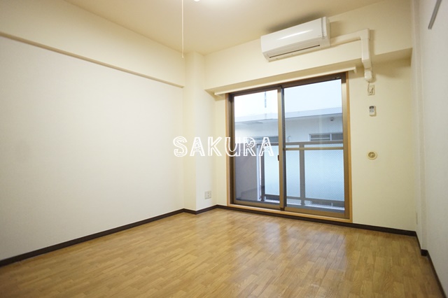 居室・リビング　開放感のあるゆったりとしたお部屋です♪