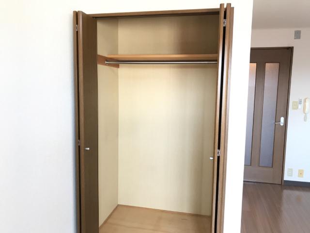 収納　クローゼット