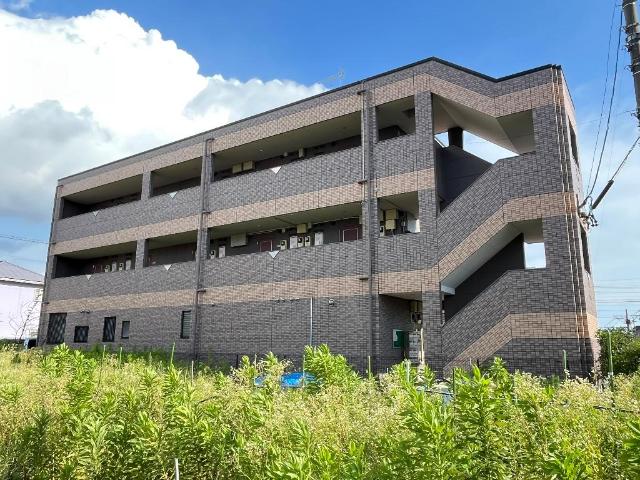 建物外観　外観写真（昼）