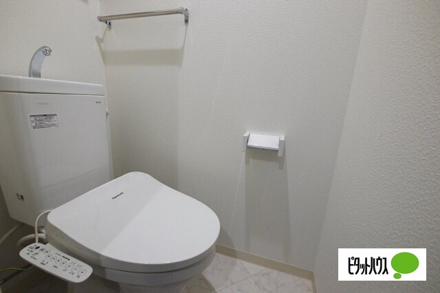 トイレ　同施工会社の施工例