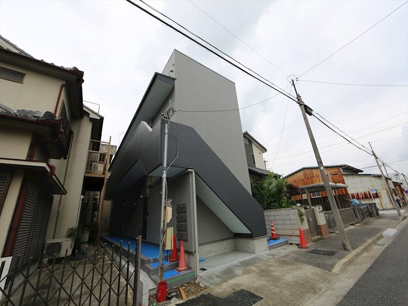 建物外観　外観　デザイナーズ　光インターネット無料