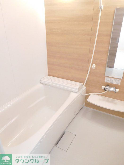 バス・シャワールーム　同建物別号室別汰タイプ参考写真