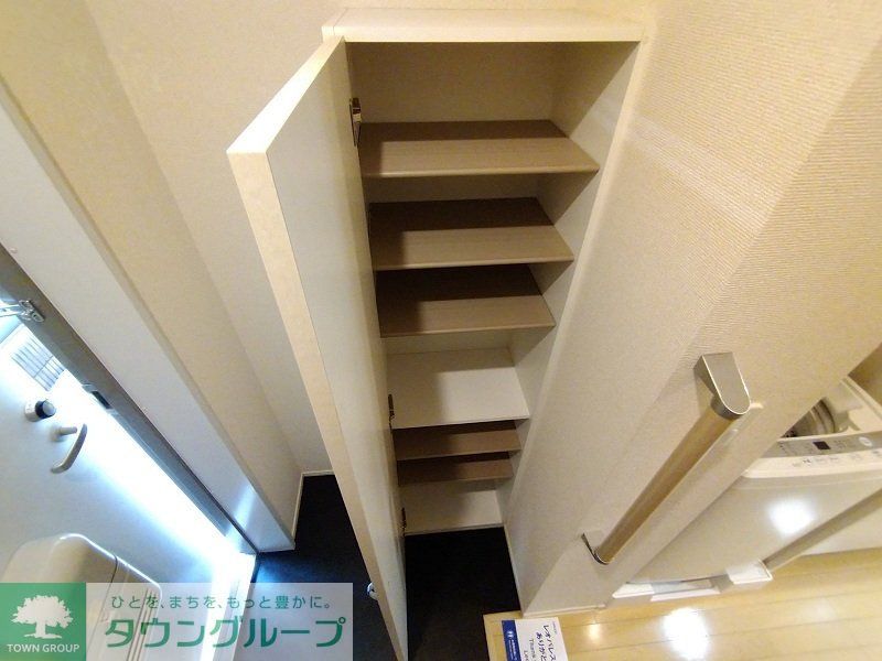 玄関　シューズボックス