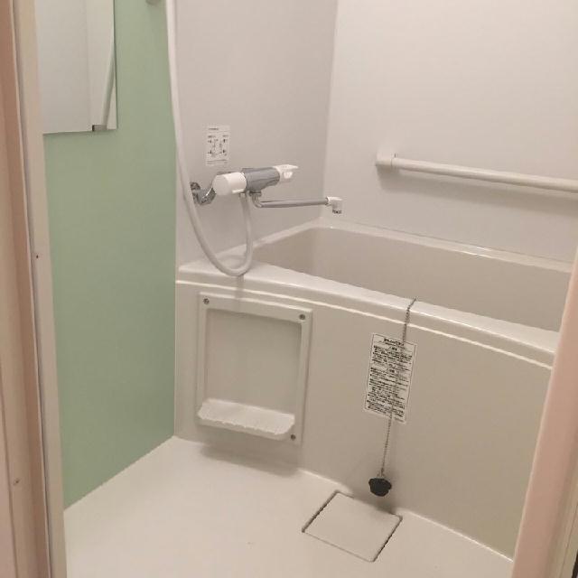 バス・シャワールーム　?