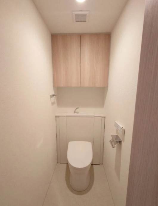 トイレ　※別部屋参考写真