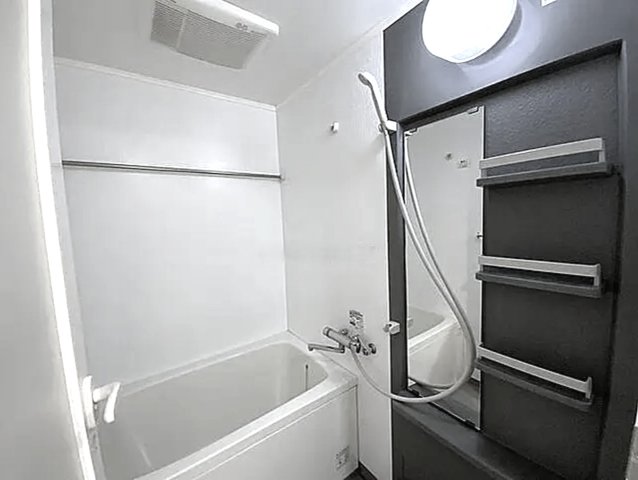 バス・シャワールーム　風呂