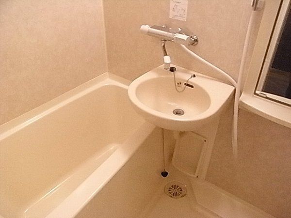 バス・シャワールーム　バス(参考)