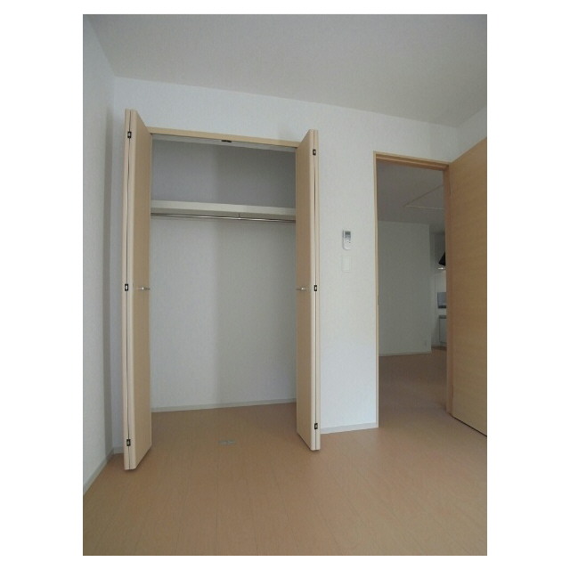 収納　洋室６．０帖クローゼット