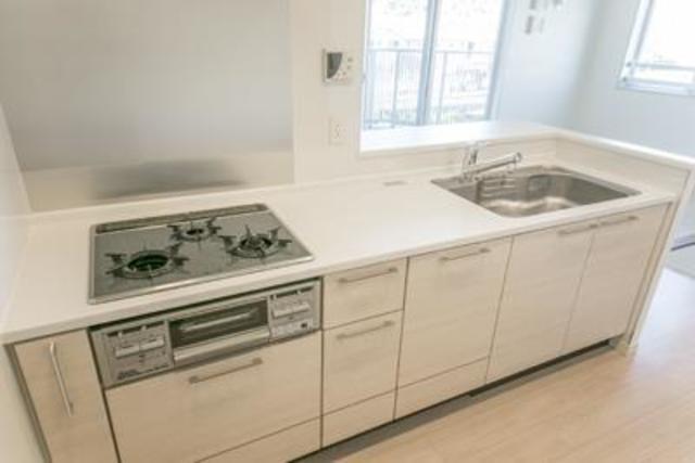 キッチン　※写真は同タイプ住戸です。