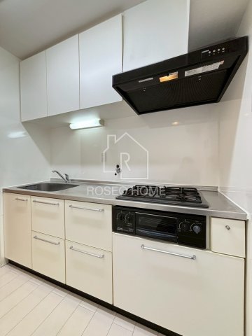 キッチン　同マンション別部屋：参考写真