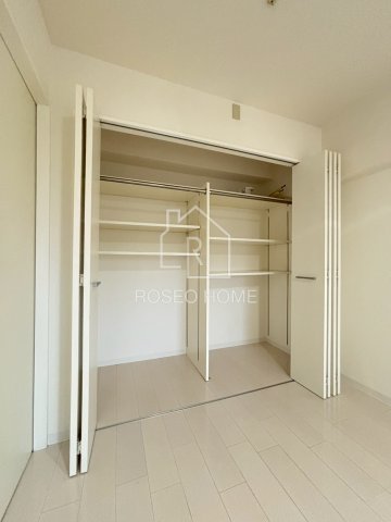 収納　同マンション別部屋：参考写真