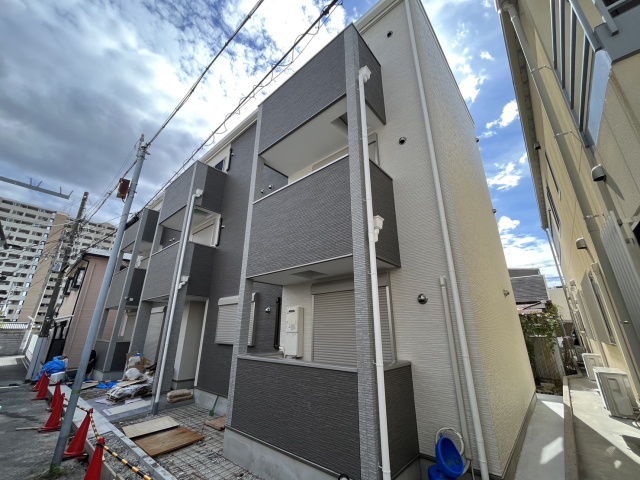 建物外観　建設中写真