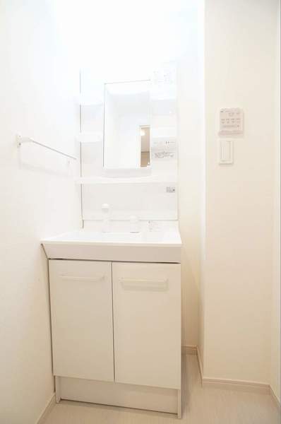 洗面設備　あると便利な独立洗面台