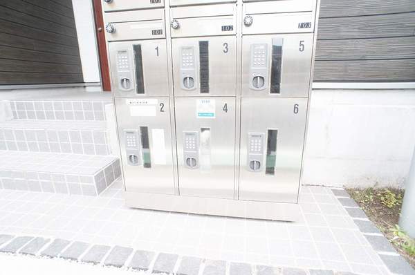 その他共有部分　不在時にも荷物を受け取れる宅配ボックス