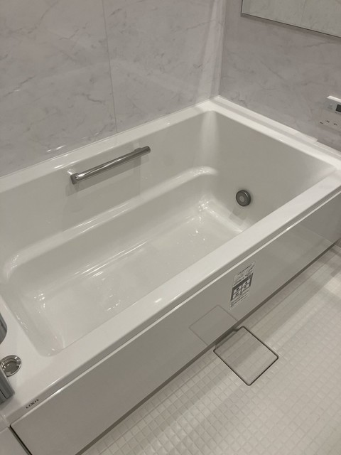 バス・シャワールーム　※写真は同タイプ住戸です。