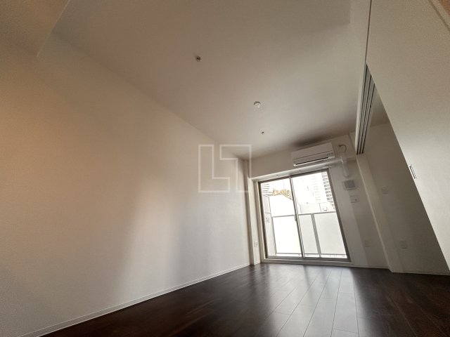 居室・リビング　セレニテフラン本町　リビング・ダイニングスペース