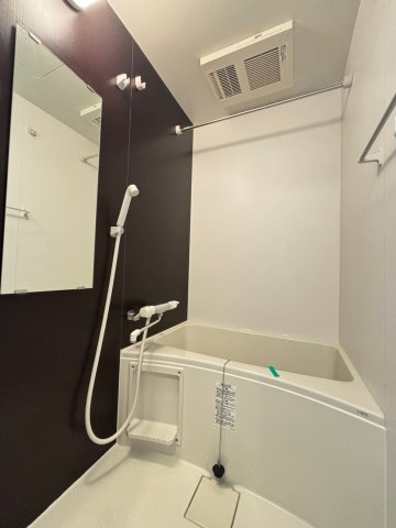 バス・シャワールーム　お風呂で日々の疲れを落としましょう