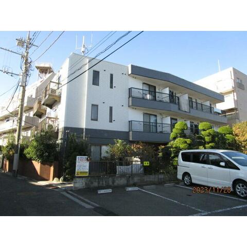 建物外観　ネット無料。ネット無料なら月々実質4000円程度のコストがか