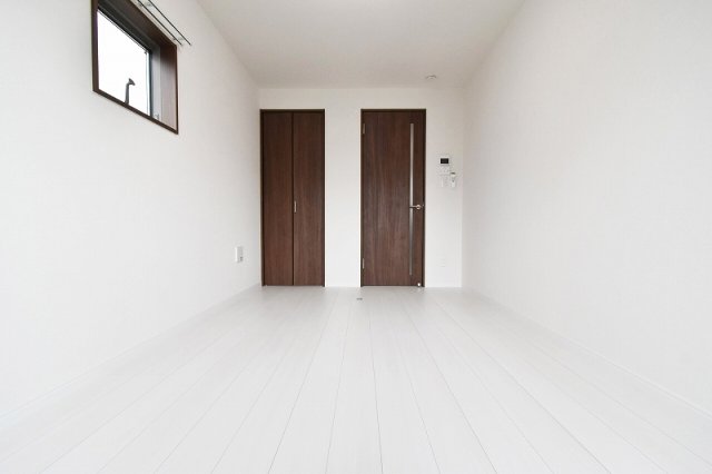 居室・リビング　別号室イメージの為、現状を優先致します。